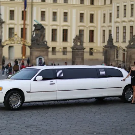 Lincoln Limousine mit Strip Show